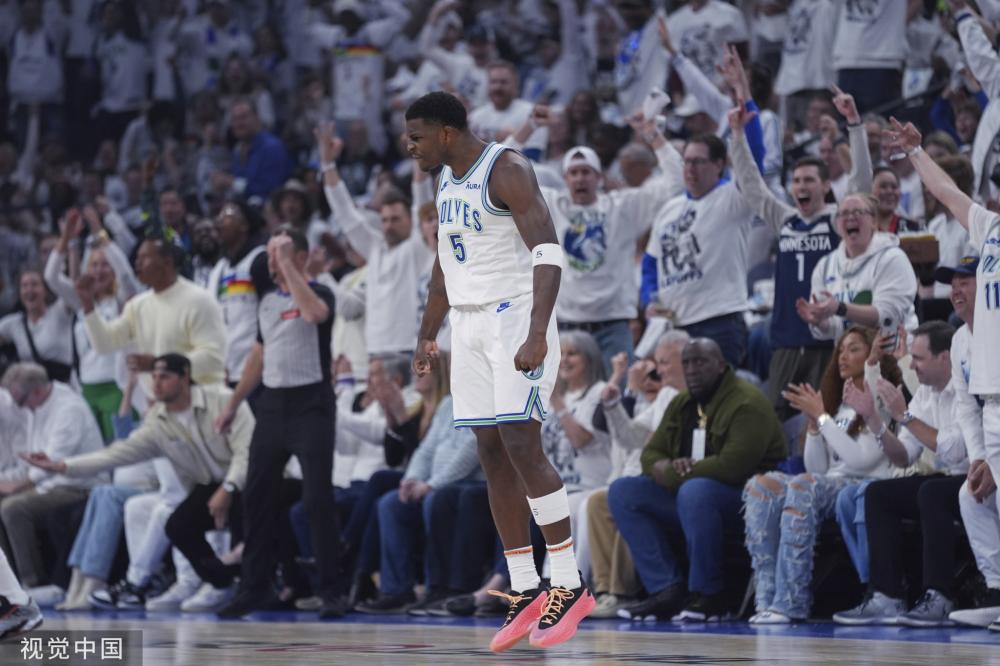 年轻球员带 年轻球员带